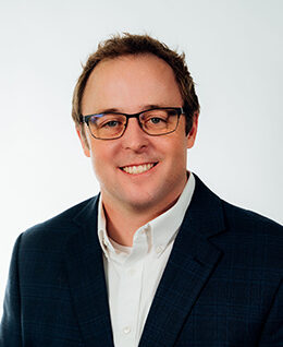 Karl Wyant's headshot.